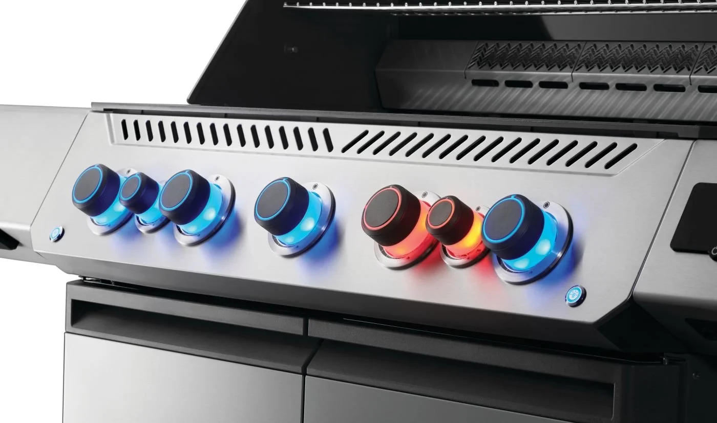 Napoleon Prestige 665 Connected Gas Grill — Natural Gas - Image 3